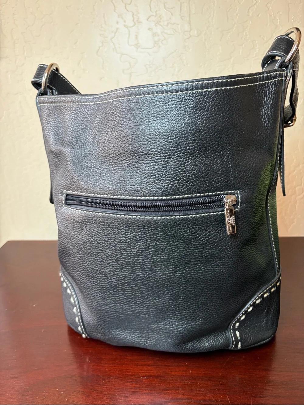 Daniela Moda Black Italian Leather Shoulder Hobo Bag